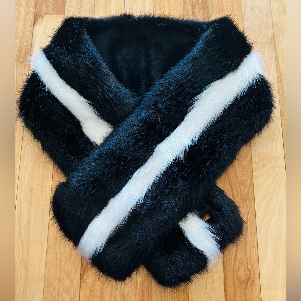Barts Fur Deluxe Faux Fur Black & White Scarf